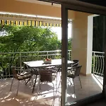 Grosszuegige Lolinka By Interhome Apartmán