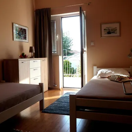 Grosszuegige Lolinka By Interhome Apartament