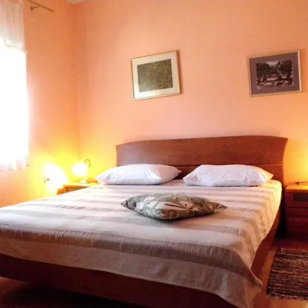 Grosszuegige Lolinka By Interhome Appartement Bibinje